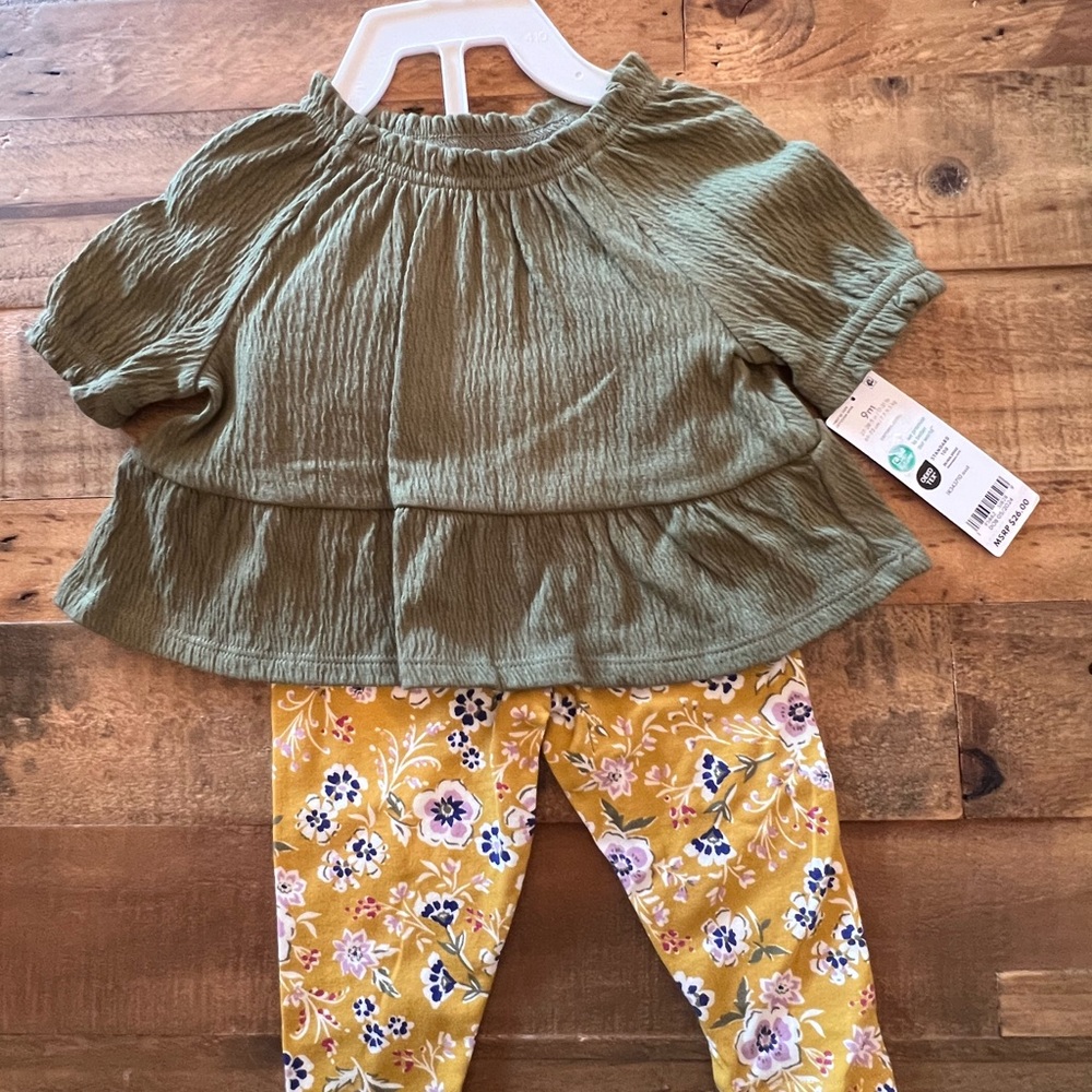 Carter's 2 Piece Outfit